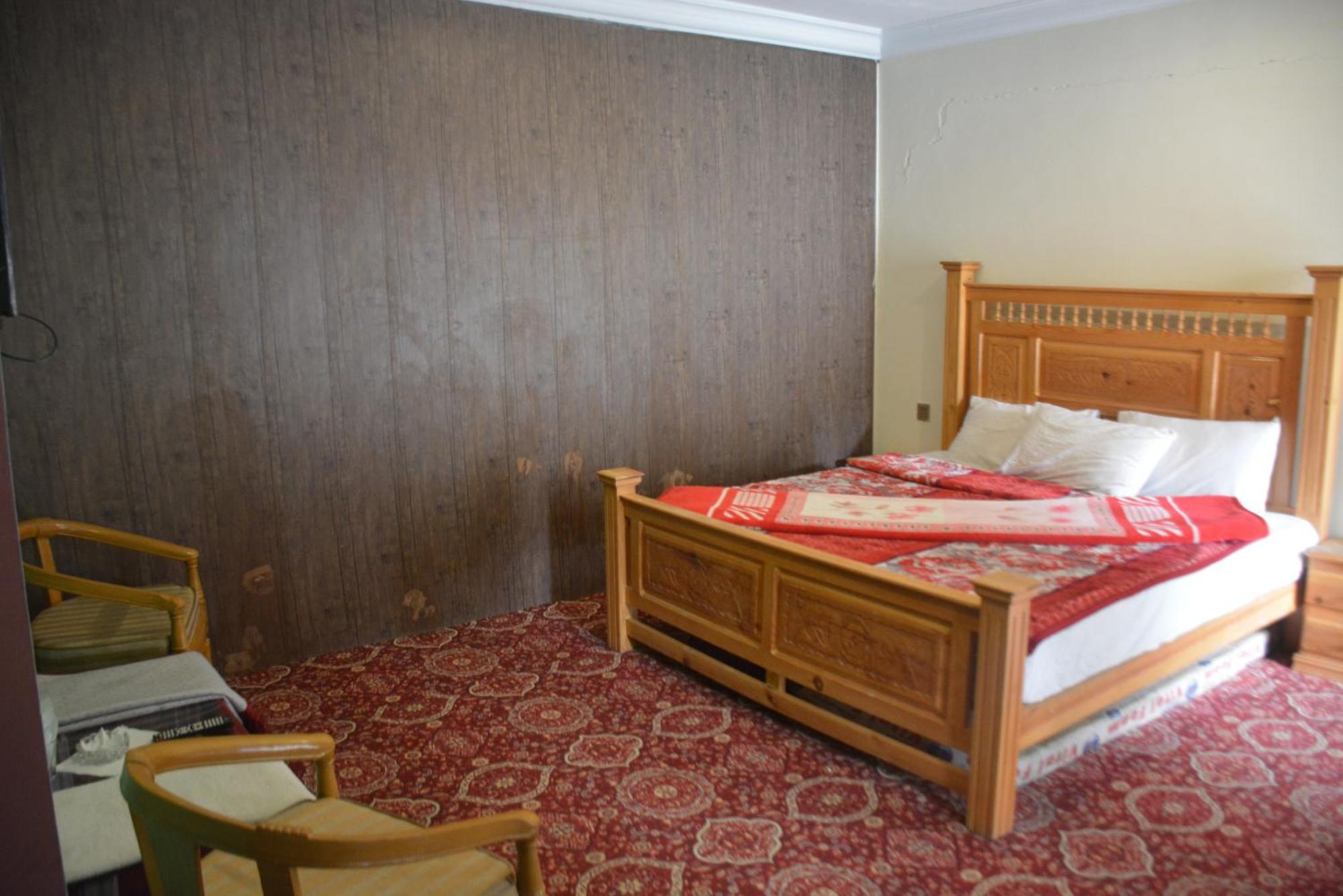 Hotel Pine Hills, Naran Exterior foto